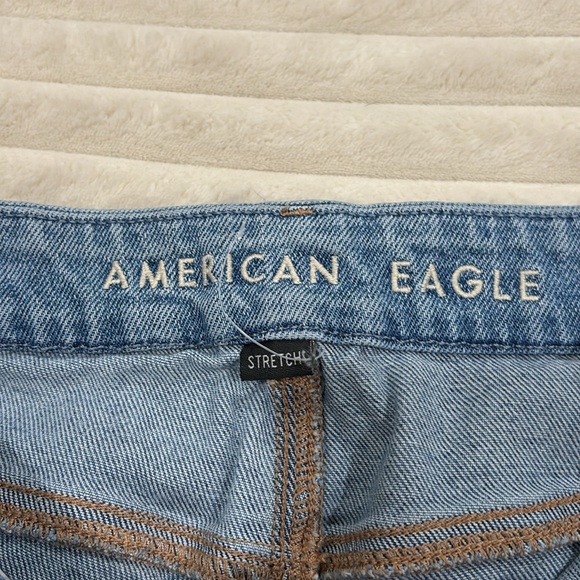 American Eagle Curvy Mom Jean Stretch - Picture 4 of 8